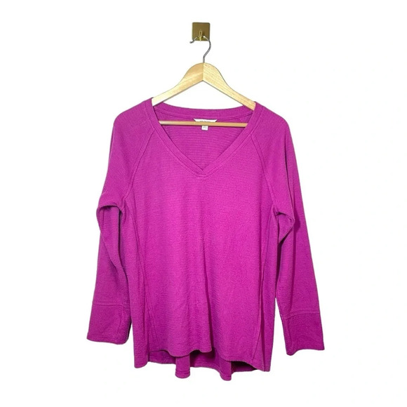 Wildfox Women’s Haley Brushed V-Neck Knit Sweater in Elderberry Pink Size M - Picture 6 of 11